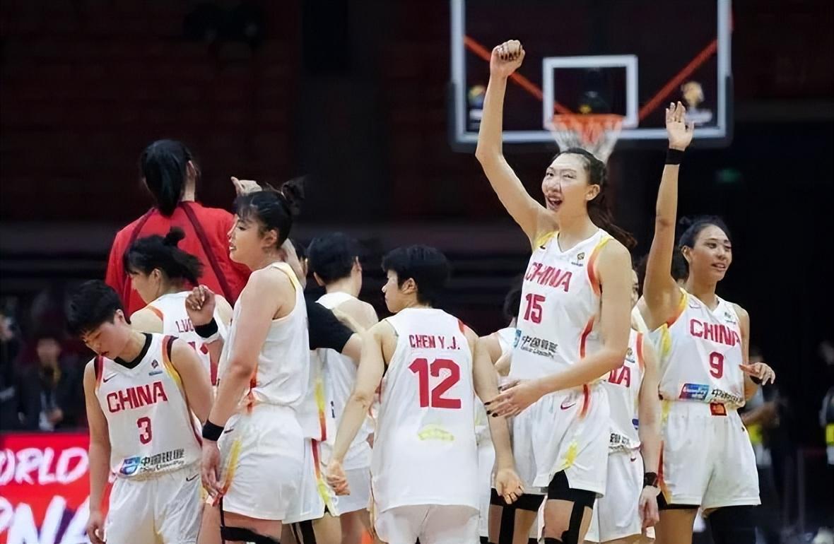 博鱼tv-女篮虐南苏丹！王思雨+2将回暖齐爆，张子宇统治篮下，李月汝迷失