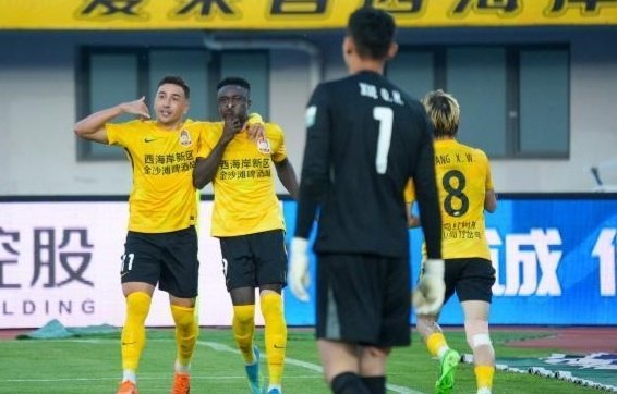 博鱼游戏-11轮不败！青岛西海岸成“平局大师”，郑智或与黄博文“抢功”？|青岛市|联赛|上海申花足球俱乐部|中超联赛|山东泰山_新浪体育_新浪新闻